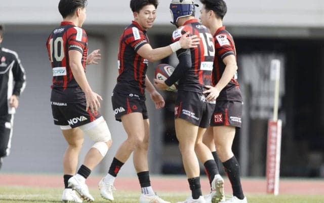 家の距離は歩いて5分。勝利への道筋を描く、特別な絆を持つ幼なじみのルーキー