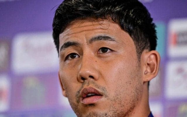 「メンツエグいw」「むちゃくちゃ南米（笑）」リバプール遠藤航の食卓囲む“テーブル仲間”が話題！「完全に南米組に混ざってるやん」「ワタは南米系だった」の声