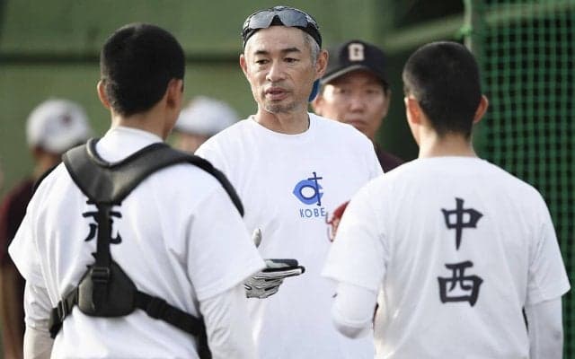 なぜイチローは日常行動のほぼ全部をルーティーン化していたのか 50冊を超える取材ノートに書き留められたお宝発掘のヒント