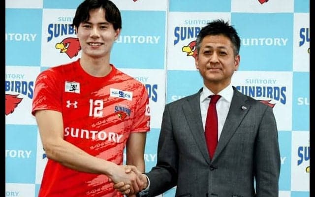 【バレー】髙橋藍がサントリーと契約更新。「精度は日本の方がレベルの高さを感じる。コンディション調整もやりやすく、サントリーを世界一のクラブにしていくことが自分の成長にもつながる」　SV男子