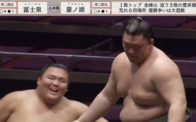 「あの笑顔、接客業の鏡」敗れた20歳力士が突如浮かべた爽やかな表情にファン感心「出世しそう」「にっこりしてた」