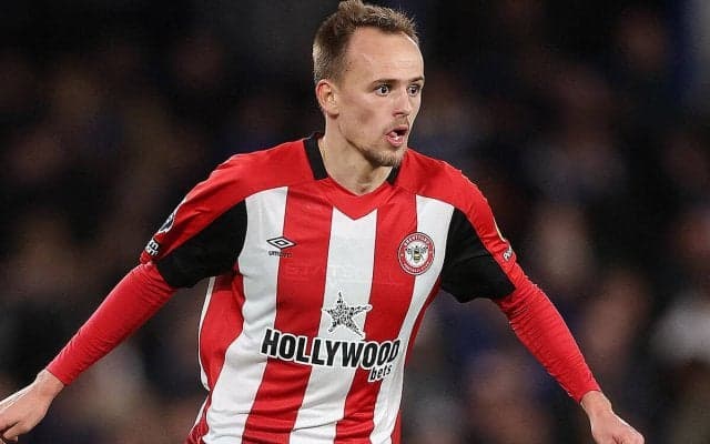 ブレントフォードがダムスゴーアと新契約締結！　今季は10ゴール関与と本領発揮中