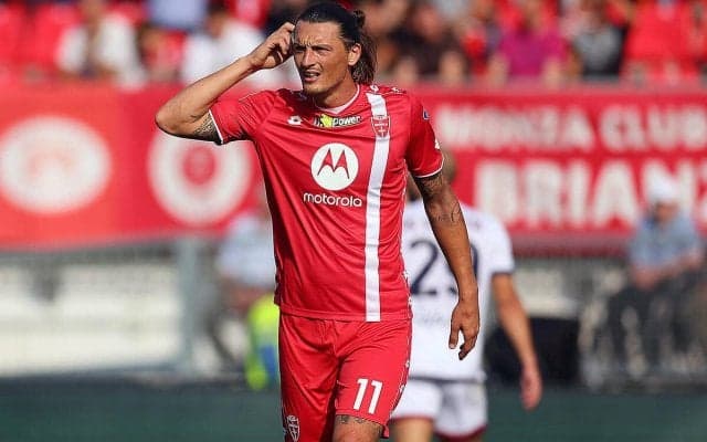 パルマがベテランCFジュリッチを獲得！　鈴木彩艶と超大型FWのホットラインにも期待