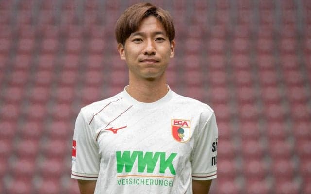 選手到着を予告していた京都、下部組織出身のMF奥川雅也が9年半ぶりに復帰「どれだけ成長したのかを皆さんに見せることが僕の仕事」