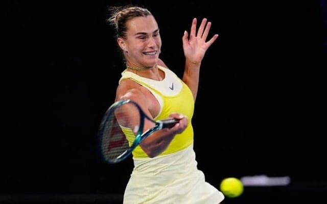 サバレンカがヒンギス以来の3連覇に王手！世界12位バドサに快勝し決勝進出[全豪オープン]