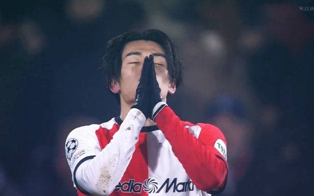 「ノイアーを一撃で破った！」上田綺世の“復活ゴール”に現地熱狂「唯一無二だ」「美しい」メディア＆ファンから称賛続々