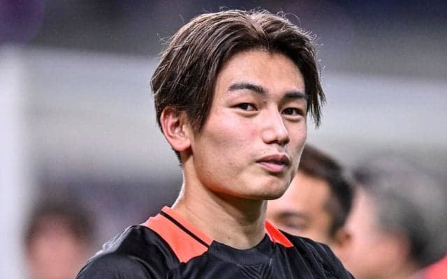 「主人公感かっこよすぎ」フェイエ上田綺世の復活弾＆欧州CL舞台での“拝みパフォーマンス”に反響！「胸が熱くなりました！」「体幹発揮してるとか言われてて草」などの声