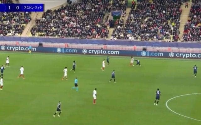 天才かよ！ 南野拓実、神トラップ→華麗すぎるヒールパス炸裂！ “予想外の動き”で相手選手がフリーズ… 創造性溢れるプレー