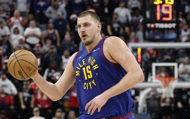 ニコラ・ヨキッチが5戦連続トリプルダブル…キングス戦ではチェンバレン以来初の快記録