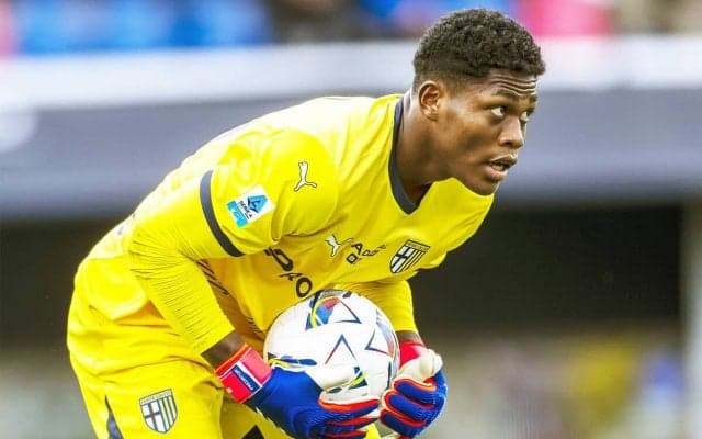 鈴木彩艶のビッグクラブ移籍が現実的に...　プレミアリーグの名門チーム参戦なら大型契約も？