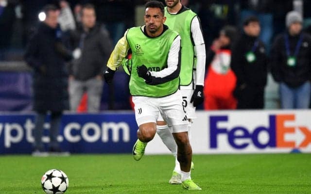 ナポリ行きから一転！　ユベントスDFダニーロが母国帰還に接近