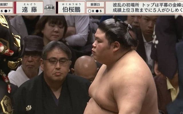 大相撲中継で突如訪れた癒し時間「こんな可愛らしい化粧まわしもあるんだ」超キュートな\"ゆるふわ\"化粧まわし登場にファン熱視線「ぴよ子だ」