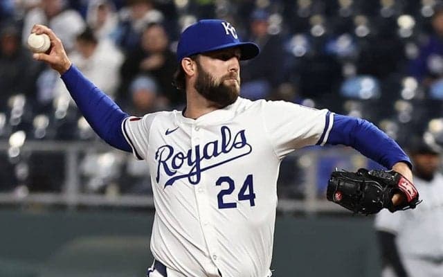 ド軍で1試合も投げず退団　2年連続2桁勝利も…陥った“投げれば負ける”悲劇