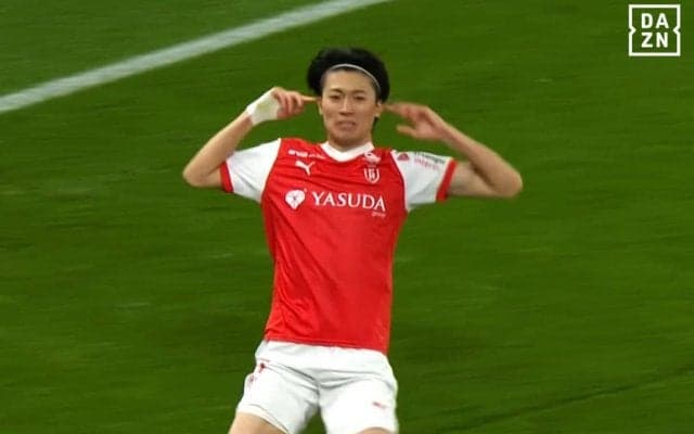 「スーパーだ」中村敬斗、伊東純也プレアシストからゴラッソ！「精度やばい」「うまっ」PSG戦２連続弾＆今季８点目