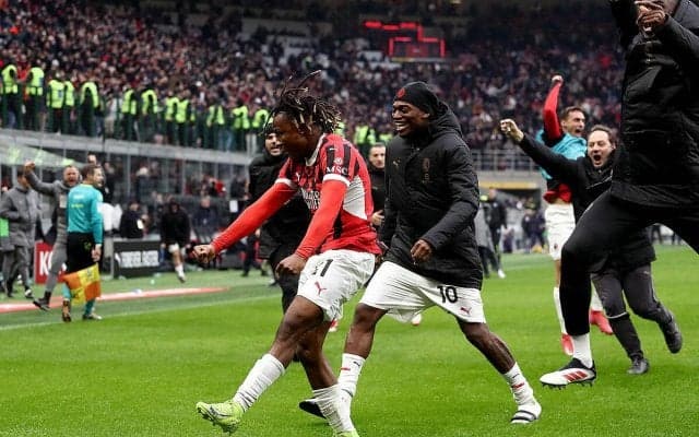 ミランが後半ATの2ゴールで劇的逆転勝利！　パルマの鈴木彩艶は好守見せるも軽率PK献上含む3失点【セリエA】