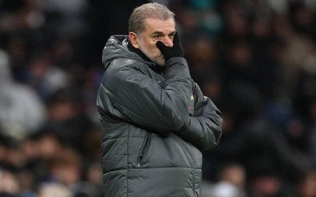 痛恨逆転負けで7戦6敗の15位…トッテナム監督に正念場　「選手が一生懸命にやっているのにうまくいかない」