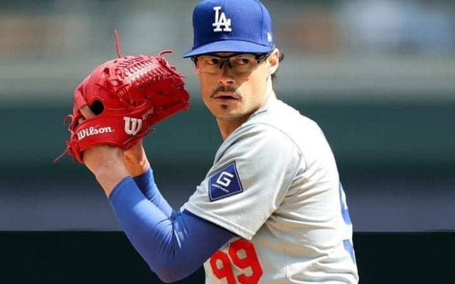ドジャースの止まらぬ大補強はズルいのか？　36歳MLB右腕が辛辣反論「文句言ってる連中は働いた経験がない」「自分のオーナーに怒れ」