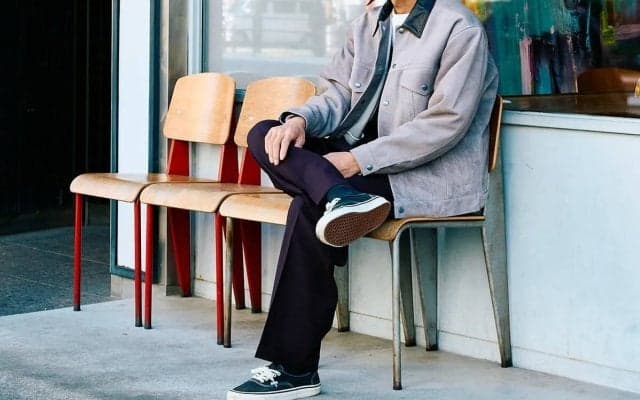 究極のオールマイティ「ヴァンズ」の普遍性。 “大人ストリート”の成功サンプル3選