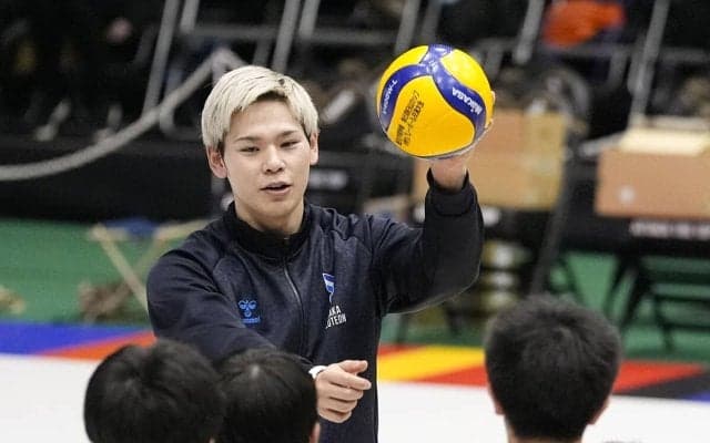 西田有志、髙橋藍...SVリーグ初のオールスター戦で見せたそれぞれの「バレー愛」