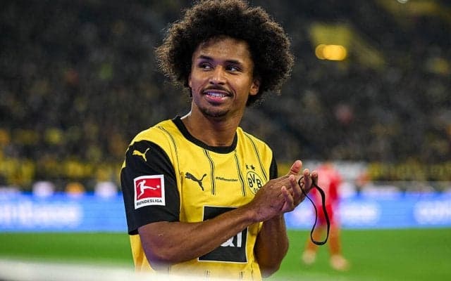 アデイェミが今冬のドルトムント残留を決断、ナポリがオファーも本人は移籍望まず