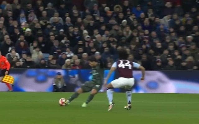 スタジアム騒然！ 旗手怜央に「ドン引き」 完璧すぎる“神アシスト”炸裂の瞬間「うめえええ！」 難しい体勢からの“超絶グラウンダーパス”にファン歓喜