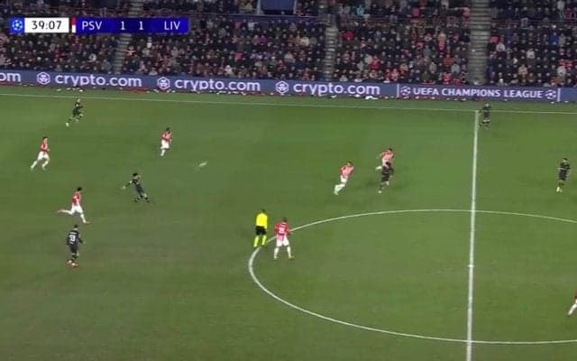 うますぎだろ！遠藤航、圧巻の“ワンタッチ”に「痺れたわ」超判断＆神技縦パス→高速アタック発動でゴールの起点に