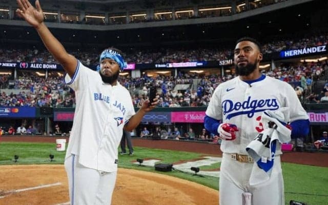 ゲレーロJr.は「900億円」契約も？ 延長交渉“難航”に「ちょっと腹が立つ」親友のT・ヘルナンデスも気をもむ事態に