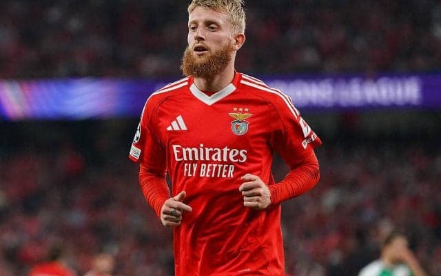 フライブルクがドイツ代表FW獲得！　右の堂安律との連携期待される左のスペシャリスト