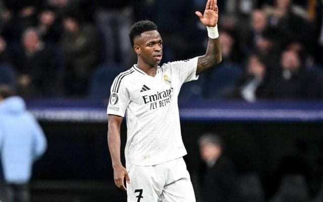 「何年もこのチームに」サウジから破格移籍話のヴィニシウス、レアルでC・ロナウドらの背中追う意志「彼の足跡を辿れたら」