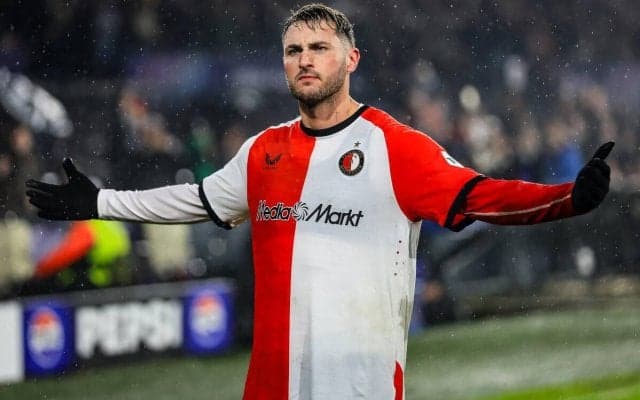 ミランが夏も狙った上田綺世のライバルFWヒメネスを手中に！ フェイエノールトとクラブ間大筋合意、ミラノ入りへ