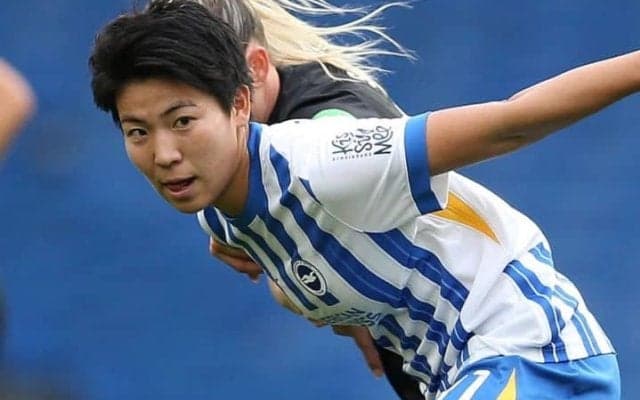 英国で躍動する清家貴子の“覚悟”　なでしこJエースが語った女子サッカーの未来「男女の差があるのは仕方のない。でも--」【現地発】