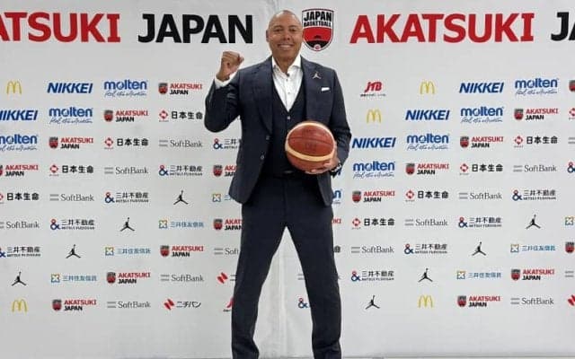 バスケ女子日本代表ゲインズHCが就任会見「スタンダードを取り戻したい」再建へ若手起用も示唆