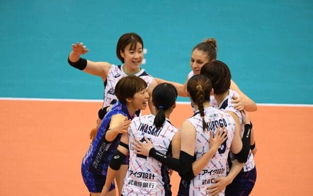 SVリーグ女子　埼玉上尾が姫路に連勝し3位に浮上