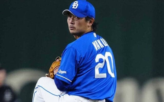 滴る汗、スラリ高身長…38歳が「かっこよすぎ」　隠せぬオーラ「色気えぐいなぁ」