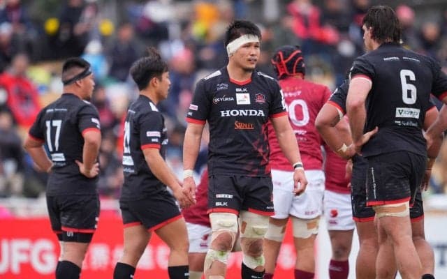 圧力から解き放たれた元キャプテン。復帰戦で感じた“昨季王者との小さくて大きな差”