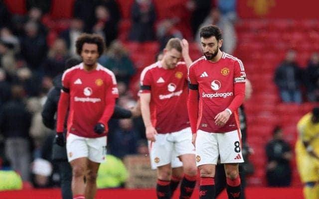 「モウリーニョ時代がいかにマトモだったか...」史上最悪？ユナイテッドがアモリム体制でホーム7戦5敗、復権の気配なし