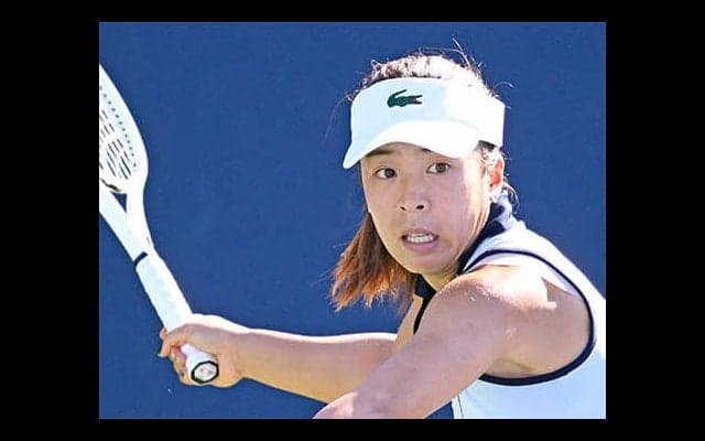 本玉真唯 日比野菜緒にストレート勝ち