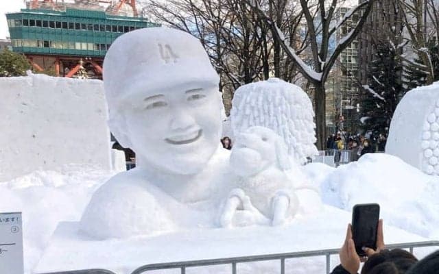 今年も大谷翔平＆デコピンが雪像に！ MLB公式「Snow-hei」 ESPN「石像なら見たことある。しかし雪はどうだ？」