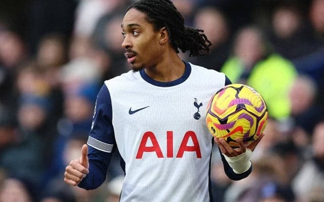 「すべての試合から自信を得ている」トッテナムで出場機会増やすスペンス、自身の目標として「イングランド代表でプレーしたい」