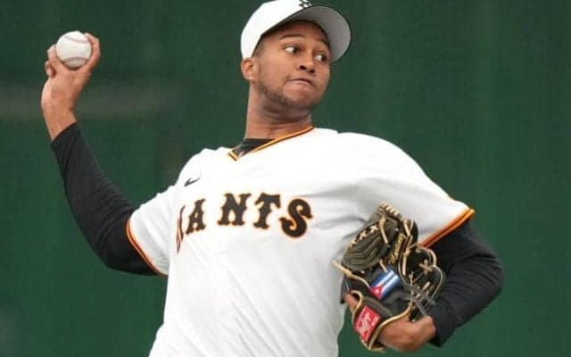 巨人加入のライデル・マルティネスはチーム思いの人　中日関係者も太鼓判　日本一奪回のキーマンになれるか