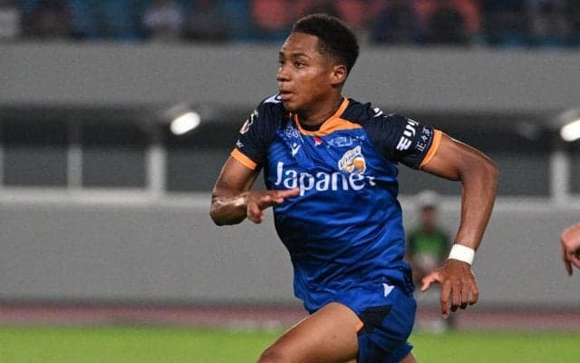 長崎のDFモヨマルコム強志がポルティモネンセへ期限付き移籍！｢今の自分を大きく変えるためにこの決断をしました｣