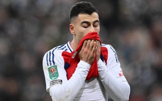 アーセナルが大ピンチ、前線が手薄な中でマルティネッリも負傷…アルテタ監督「ハムストリングだと思う」