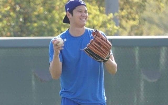 大谷フィーバーで過熱…ド軍はキャンプですら有料化？　番記者も“悲鳴”の大混雑