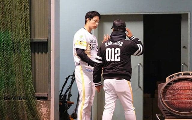 「こんな男前おったんか」モデル顔負けの“新プリンス”　長身ルーキーが「鬼ほどイケメン」