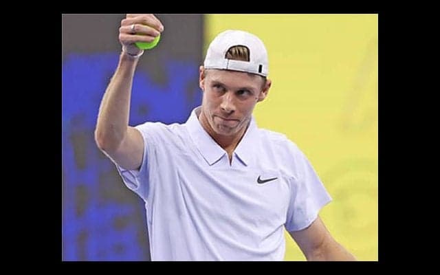  逆転で第1シード撃破し8強 