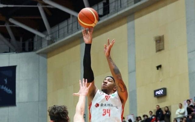 千葉ジェッツが広島ドラゴンフライズを下す…スミスが28得点、渡邊雄太は14得点10リバウンド6アシストの活躍