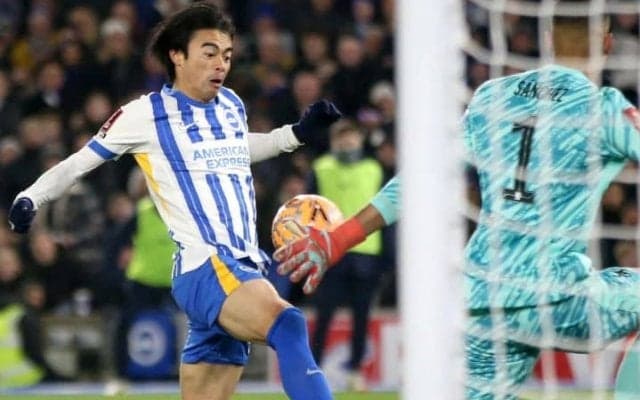 「見事という他にない」チェルシー撃破の殊勲弾を決めた三笘薫　再びの“大物食い”に英メディアが激賞「ミトマの質は否定できない」