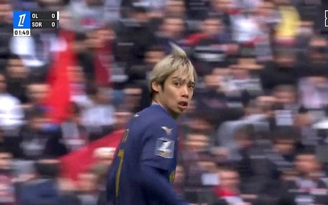 伊東純也が「相変わらず速い」 “40m”爆走ドリブル→高速カウンター発動「いい位置まで運んだ」反響続々