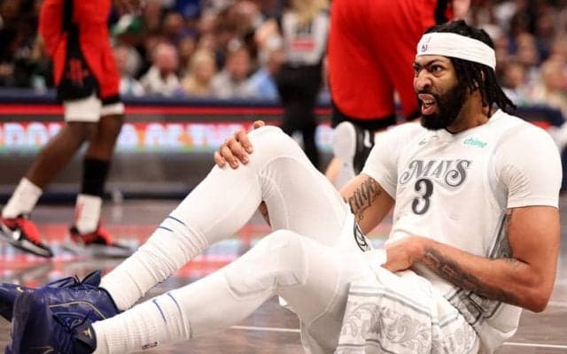 マブスに痛手…デビュー戦で大暴れしたアンソニー・デイビスが左内転筋負傷で数週間の離脱