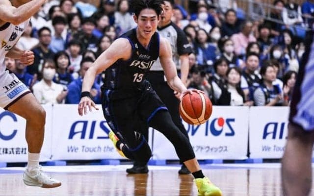 新天地で存在感を増す仕事人　三河の須田侑太郎が「一家に一台ほしい選手」を目指すワケ